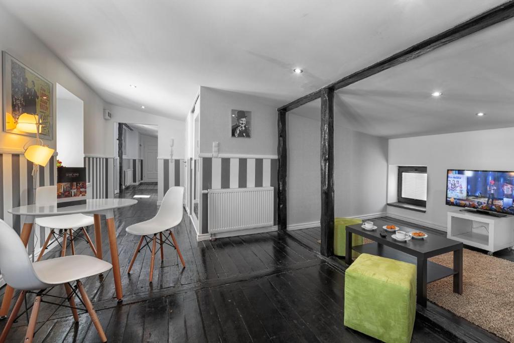 Stare Kino Cinema Residence - Appartamento Con 1 Camera Da Letto (2 Adulti)
