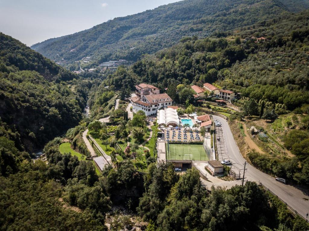 Hotel Lago Bin