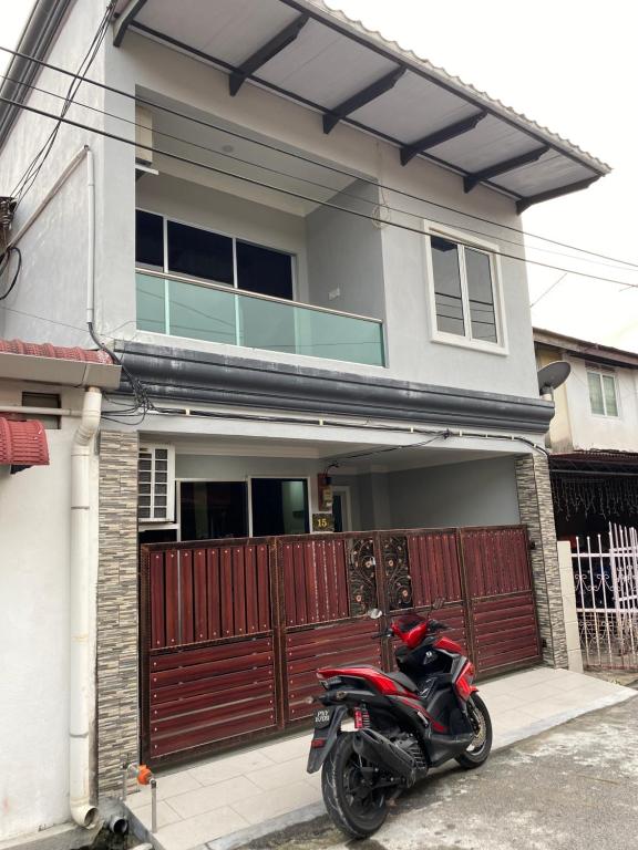 Bnr Homestay Muslim Only Perai Updated 2021 Prices