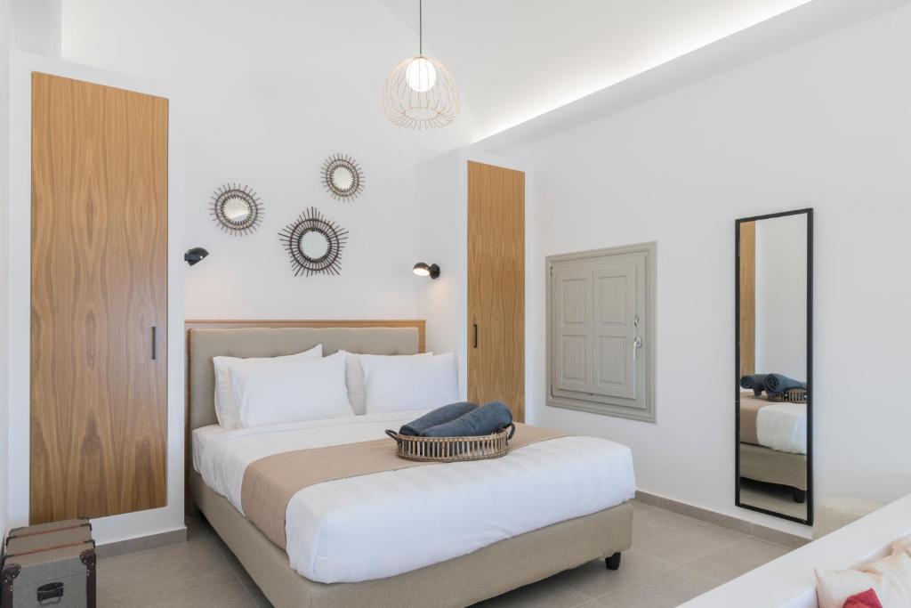 Symphony Suites Santorini - 5