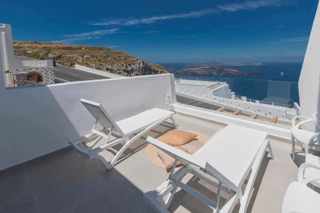 Symphony Suites Santorini - 7