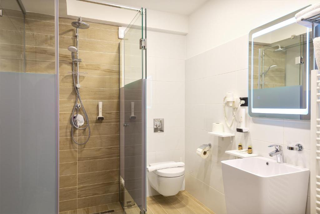 Charm Boutique Hotel - Superior Queen Room