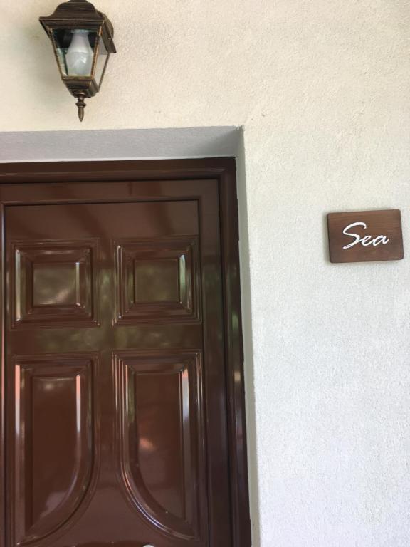 Zdjęcie z galerii obiektu KoNaKaRi Garden w Stavrós