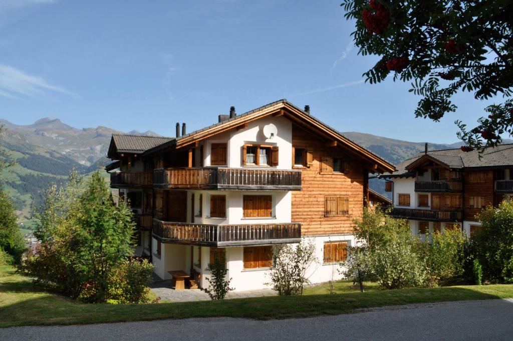 Nespecifikovaný výhled na hory nebo výhled na hory při pohledu z apartmánu