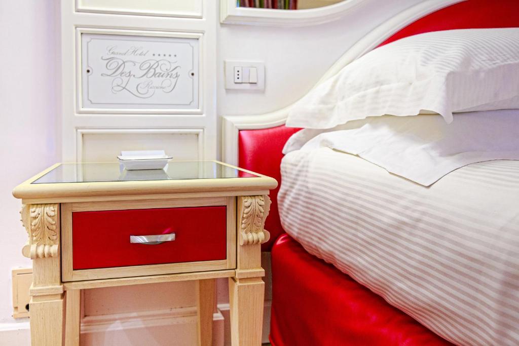 
Classic Double or Twin Room with Pool View
