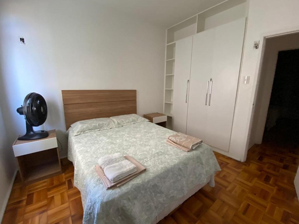  APARTAMENTO NA AVENIDA BEIRA MAR