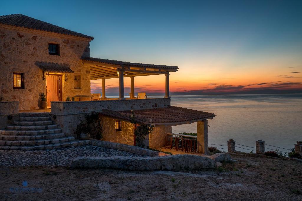 Blue Caves Villas - Private property with 6 exceptional Villas
