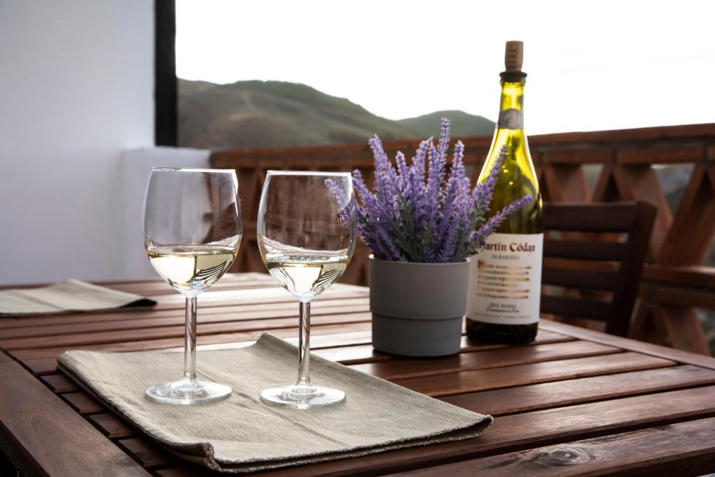 Bebidas en tuGuest Carataunas Apartment Alpujarra