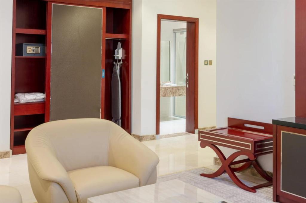 Posezení v ubytování Al Wadaq Hotel