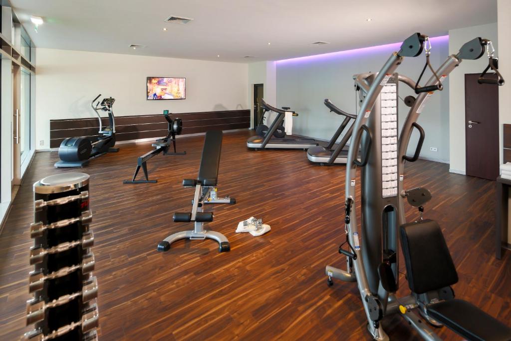 Fitness centrum a/nebo fitness zařízení v ubytování ACHAT Hotel Braunschweig