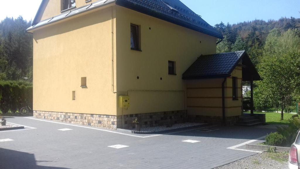 Budova, kde se apartmán nachází