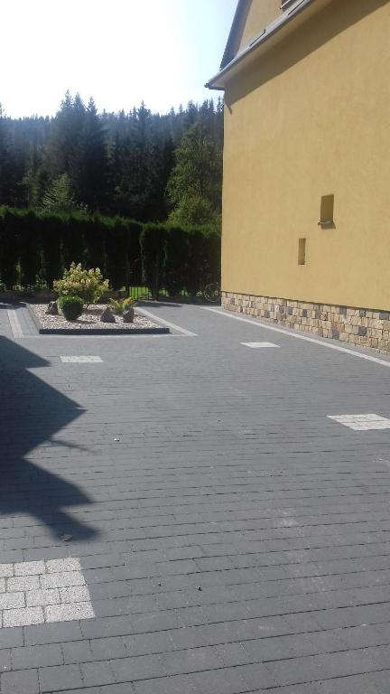 Budova, kde se apartmán nachází