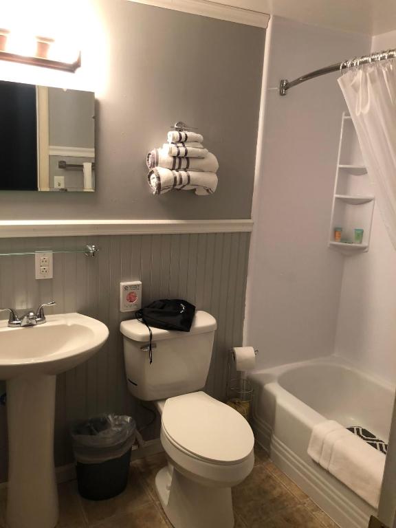 Oakes Oramel Inn - Suite