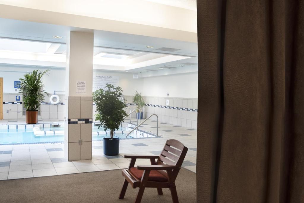 The Madison Concourse Hotel - 