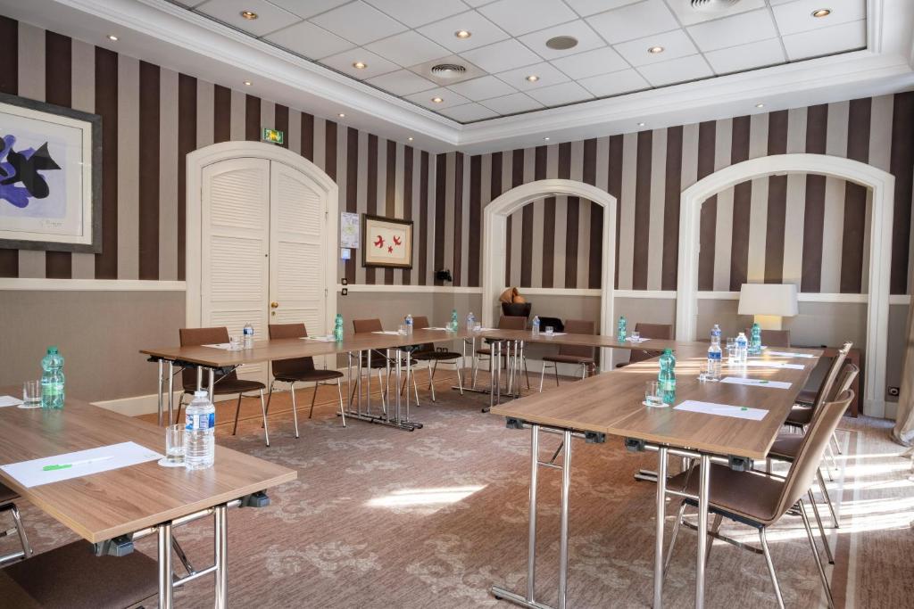 Holiday Inn Nice by IHG - Resim 40