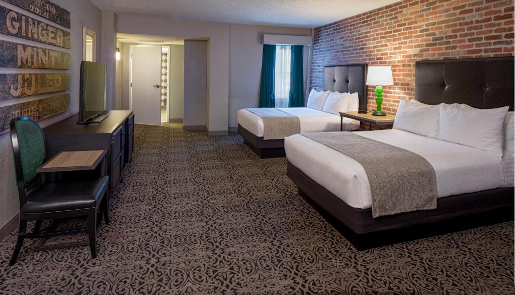 Holiday Inn Hotel French Quarter-Chateau Lemoyne, an IHG Hotel - 