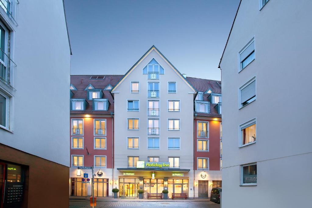 Holiday Inn Nürnberg City Centre by IHG - Resim 3