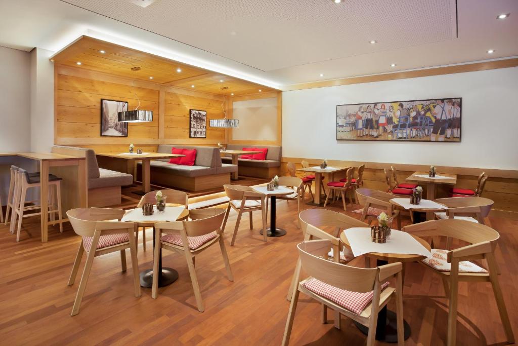 Holiday Inn Nürnberg City Centre by IHG - Resim 24