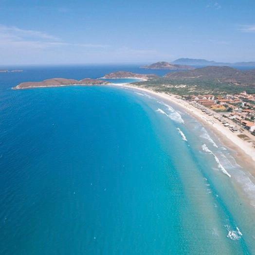  Apartamento Luxuoso Frente a Praia do Forte Cabo Frio Rio de Janeiro