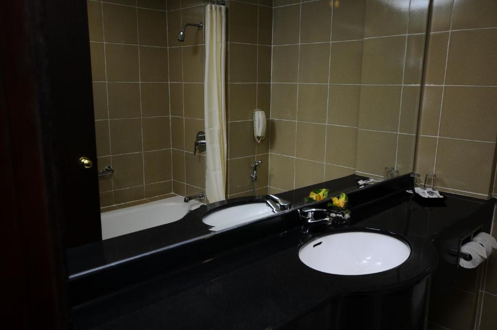 The Katerina Hotel - Трехместный номер Делюкс