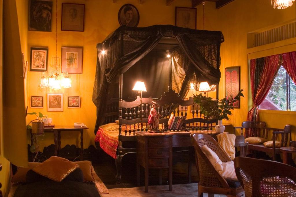 Posezení v ubytování HELGASFOLLY Anti Hotel Residence