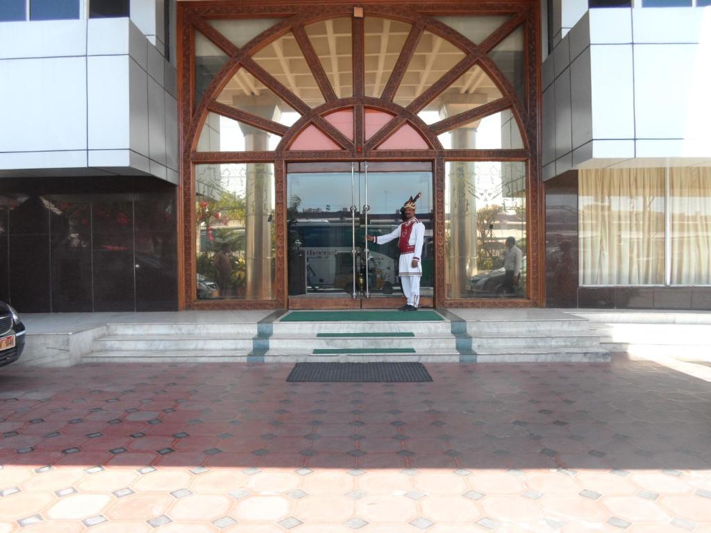 Exteriér nebo vchod ubytování Hotel PLR Grand