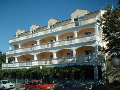 Budova, v ktorej sa hotel nachádza