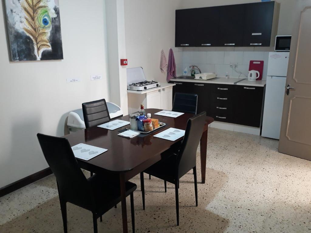 Seabreeze Holiday Guestrooms - 6