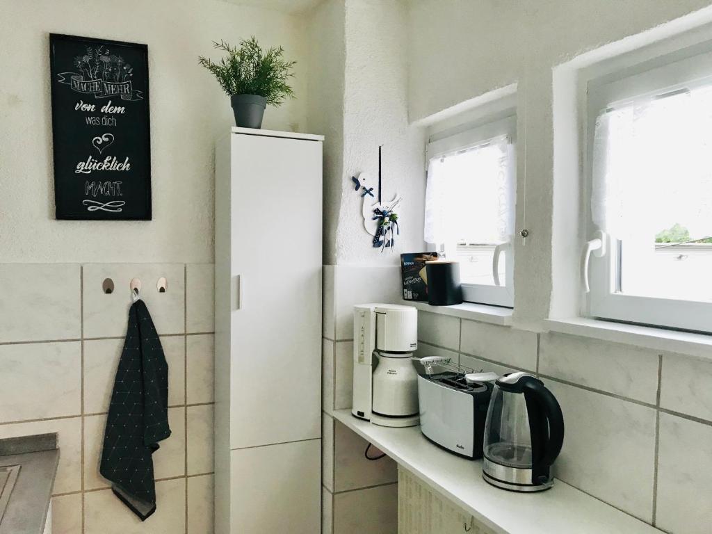 Kuchyň nebo kuchyňský kout v ubytování No2 TOP Apartment4YOU - 3 Zimmer, 1-6 Pers, Saarbrücken - Jägersfreude Saarbruecken
