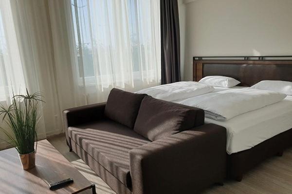 Motel Plus Schönefeld - Apartment Plus (with Hot Plate)