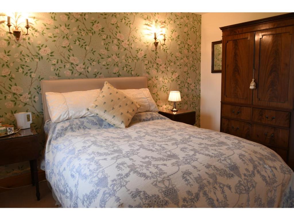 Manor Farm Egerton - King Room