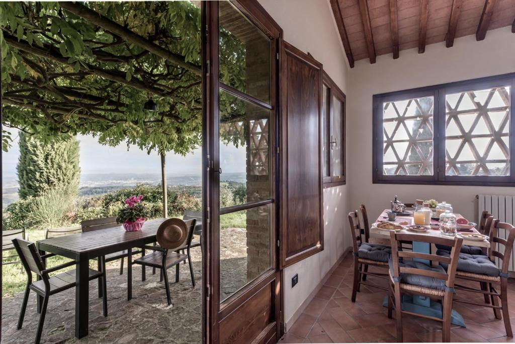 Balkón alebo terasa v ubytovaní Agriturismo Rigone in Chianti