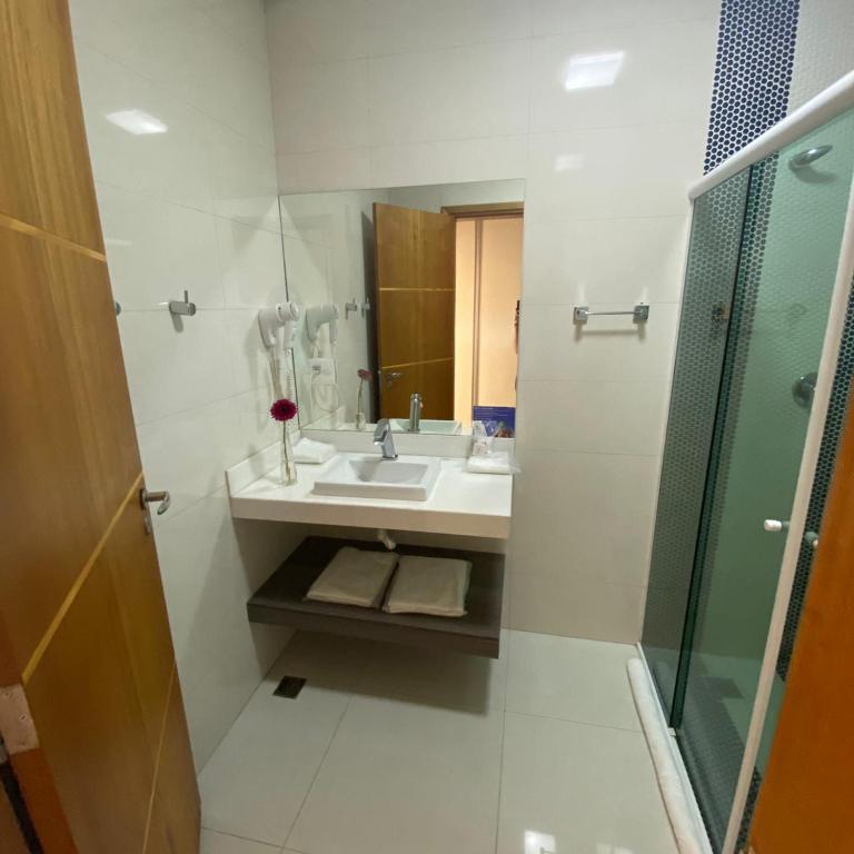  Itu Plaza Hotel