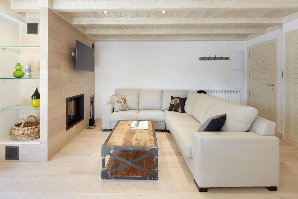 Posezení v ubytování Val de Ruda Luxe 53 by FeelFree Rentals