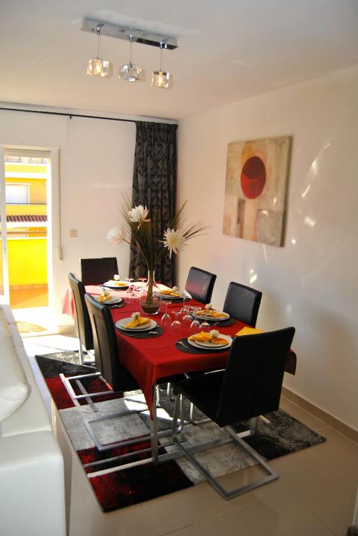 Fotografie z fotogalerie ubytování Precioso apart sur y norte cerca playa y centro - Cascadas de la Marina v destinaci Denia