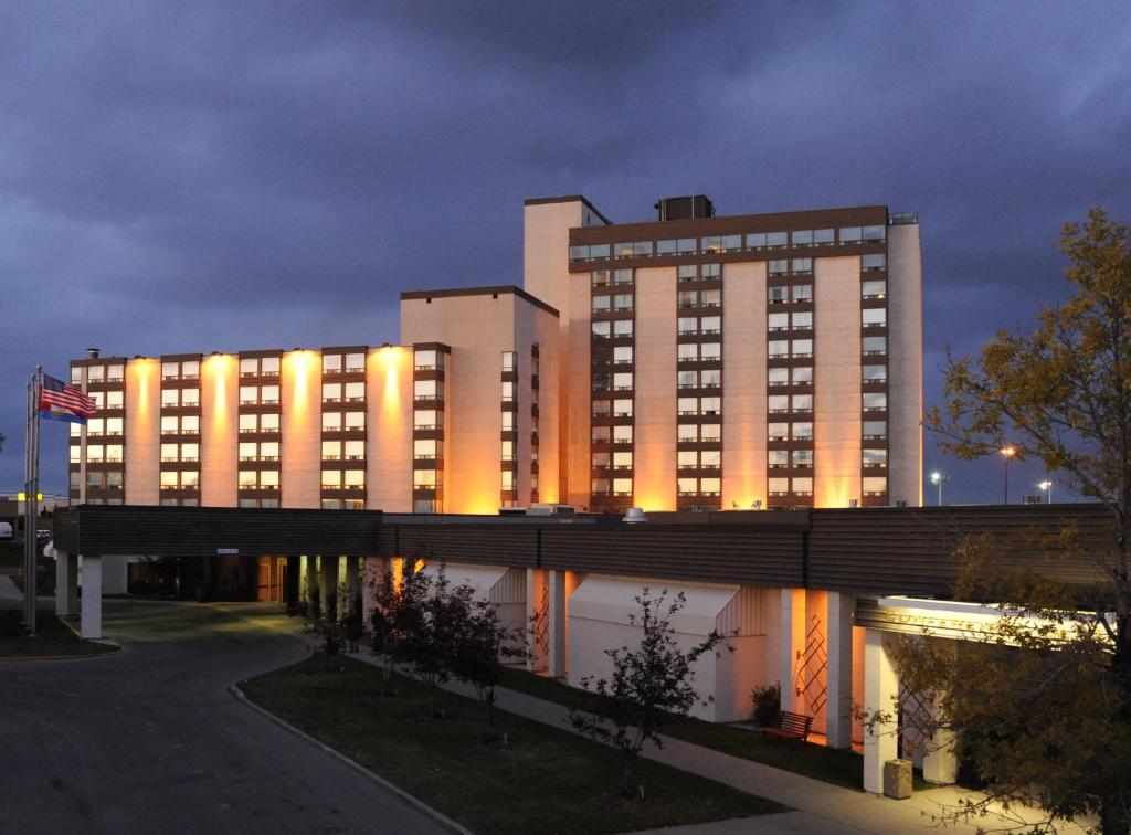 Best Western Premier Calgary Plaza Hotel & Conference Centre