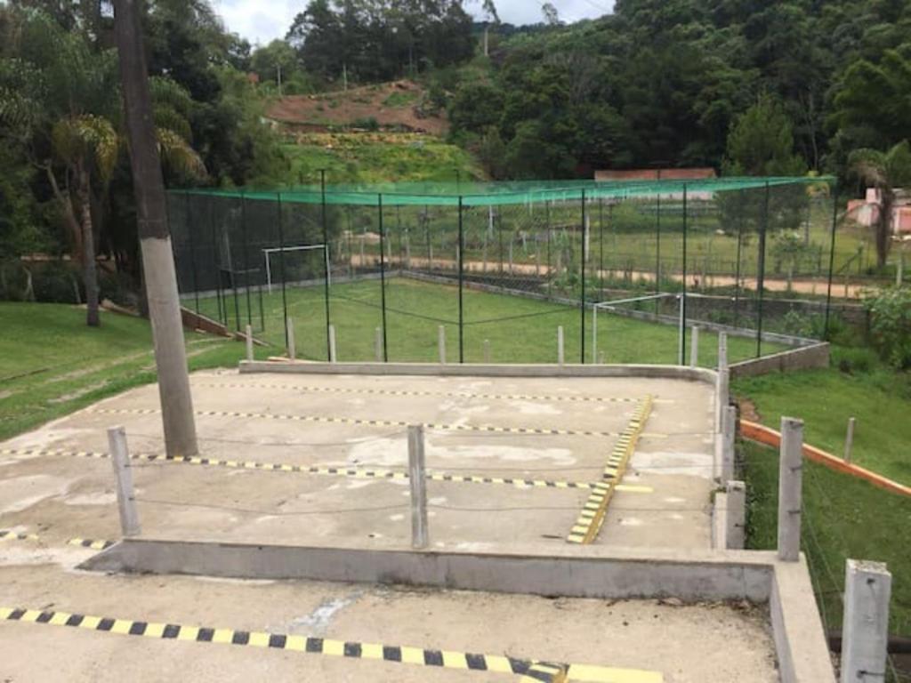  Chácara em Pedra Bela com cachoeira