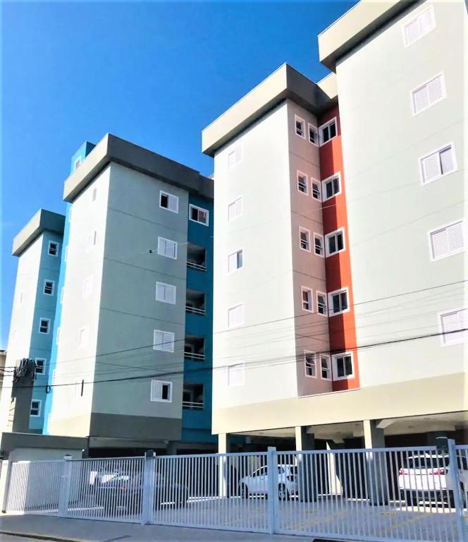  Apartamento novíssimo e bem localizado - Itaguá - UBATUBA-SP