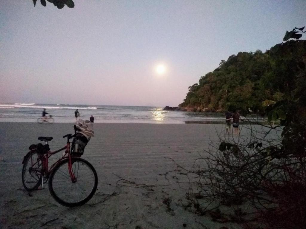  Apt 2 Dorm. Jardim São Lourenço/ Itaguaré 6 adultos 2 crianças + Kit Praia