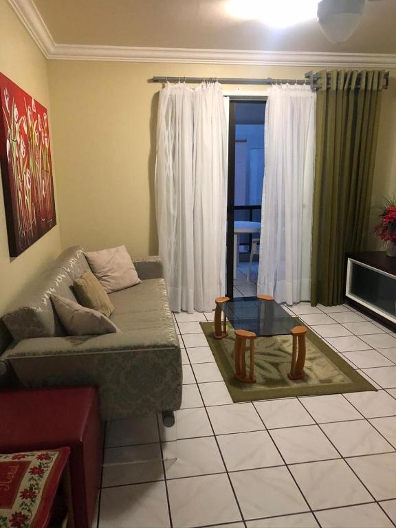  Apartamento Meia Praia