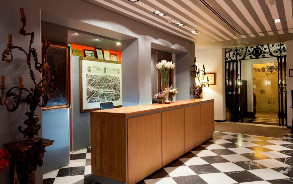 Hotel Doña María - Resim 8