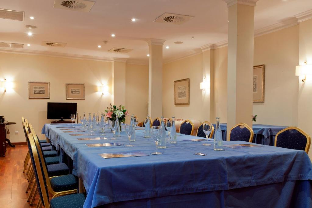 Hotel Doña María - Resim 6