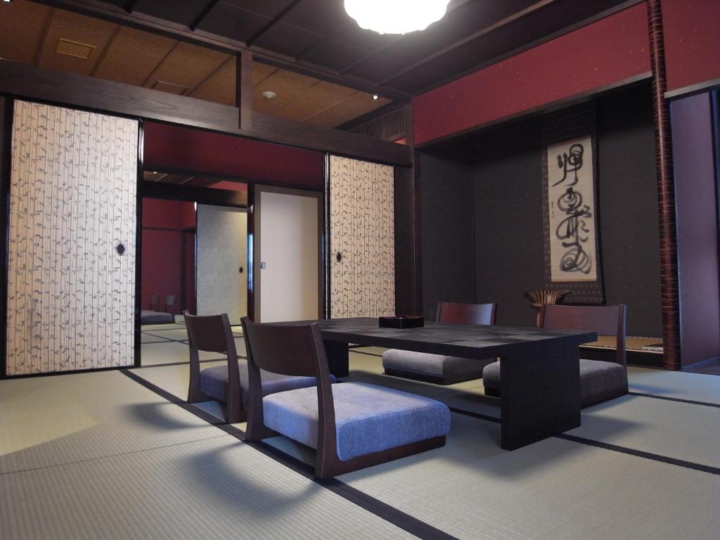 Posezení v ubytování Kizashi The Suite Kyoto Gion