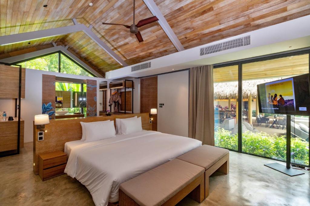 Island Escape Burasari - 三居室Oceanview Pool Villa，带时间表转移