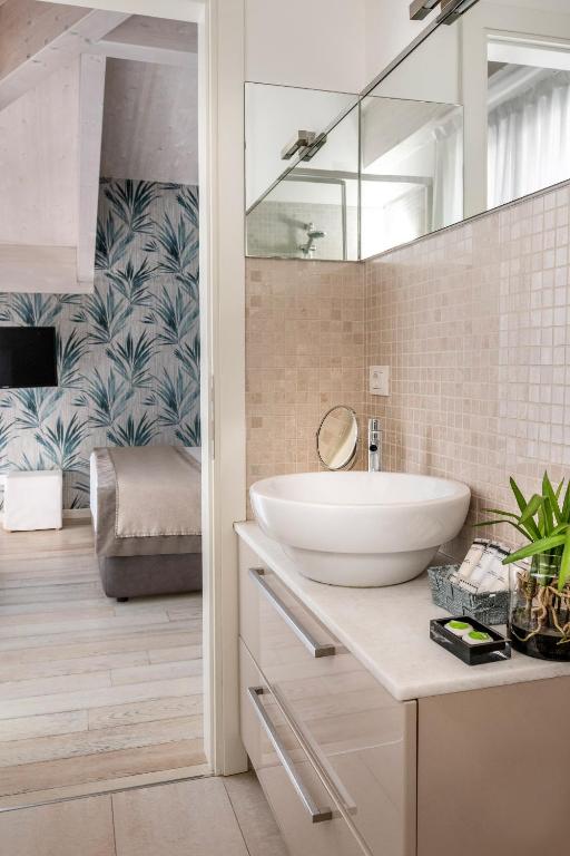 Residence Lungomare - Charming apartments - Resim 22