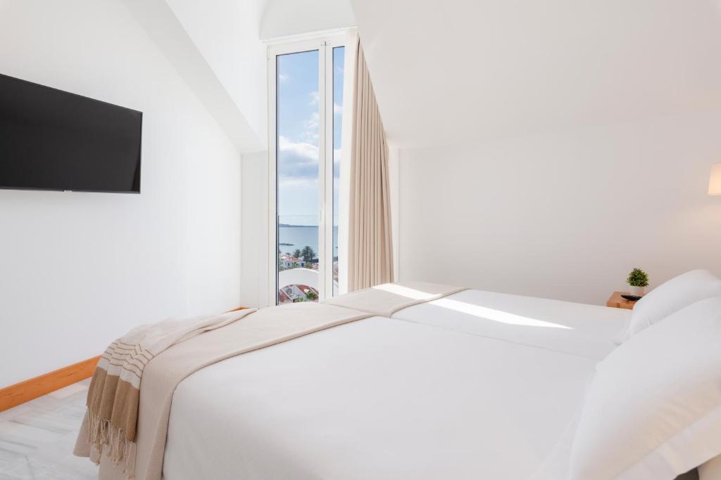 Apartment Tower Suites by Upper Luxury Housing - Parque ...