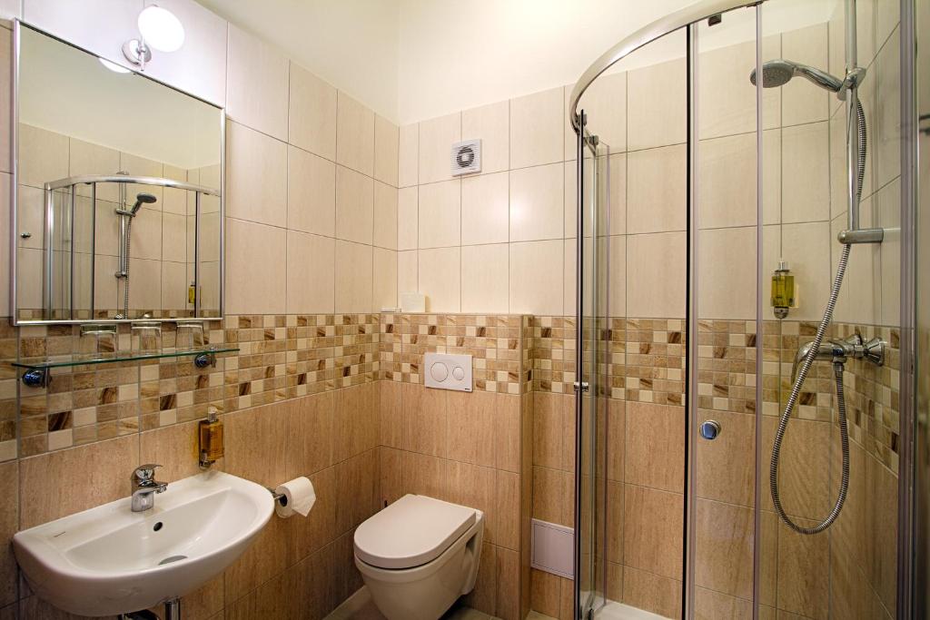 Koupelna v ubytování Hotel Taurus