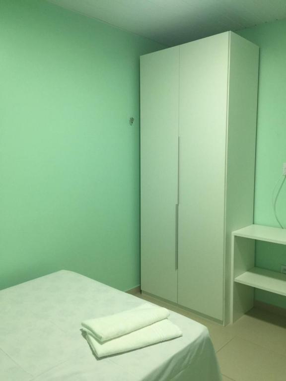  Lindo apartamento no Atalaia - Cond Enxova