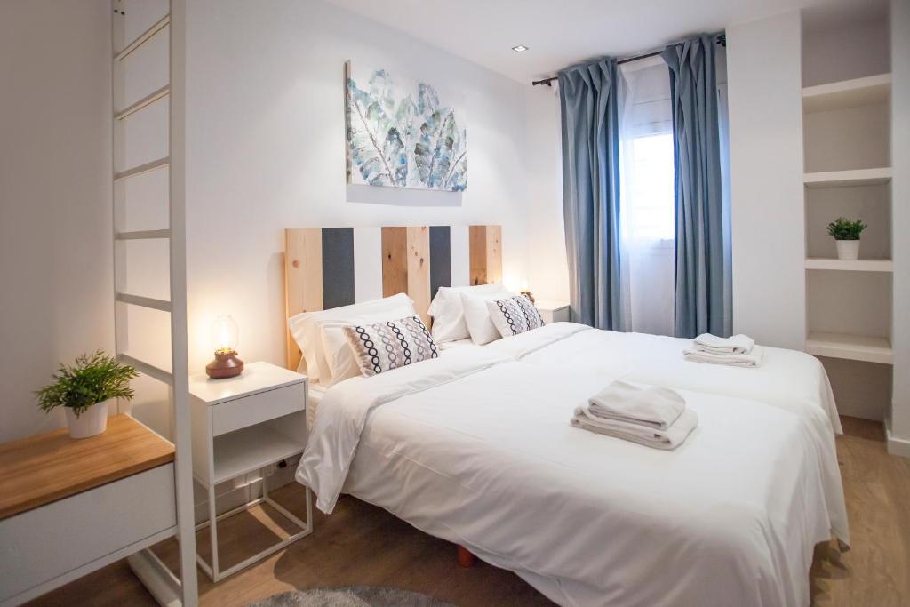 Posteľ alebo postele v izbe v ubytovaní Tendency Apartments 12 Penthouse