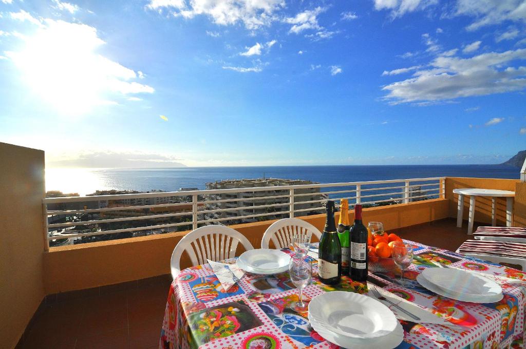 Fotografie z fotogalerie ubytování Los Gigantes, Eva, Panoramic ocean view! v destinaci Puerto de Santiago